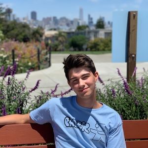 Meet your Posher, Layne